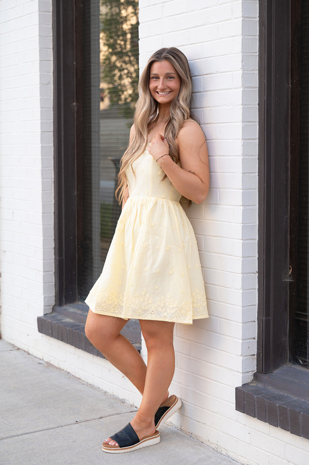 Yellow Floral Embroidered Mini Dress Small Yellow Floral Embroidered Mini Dress Small