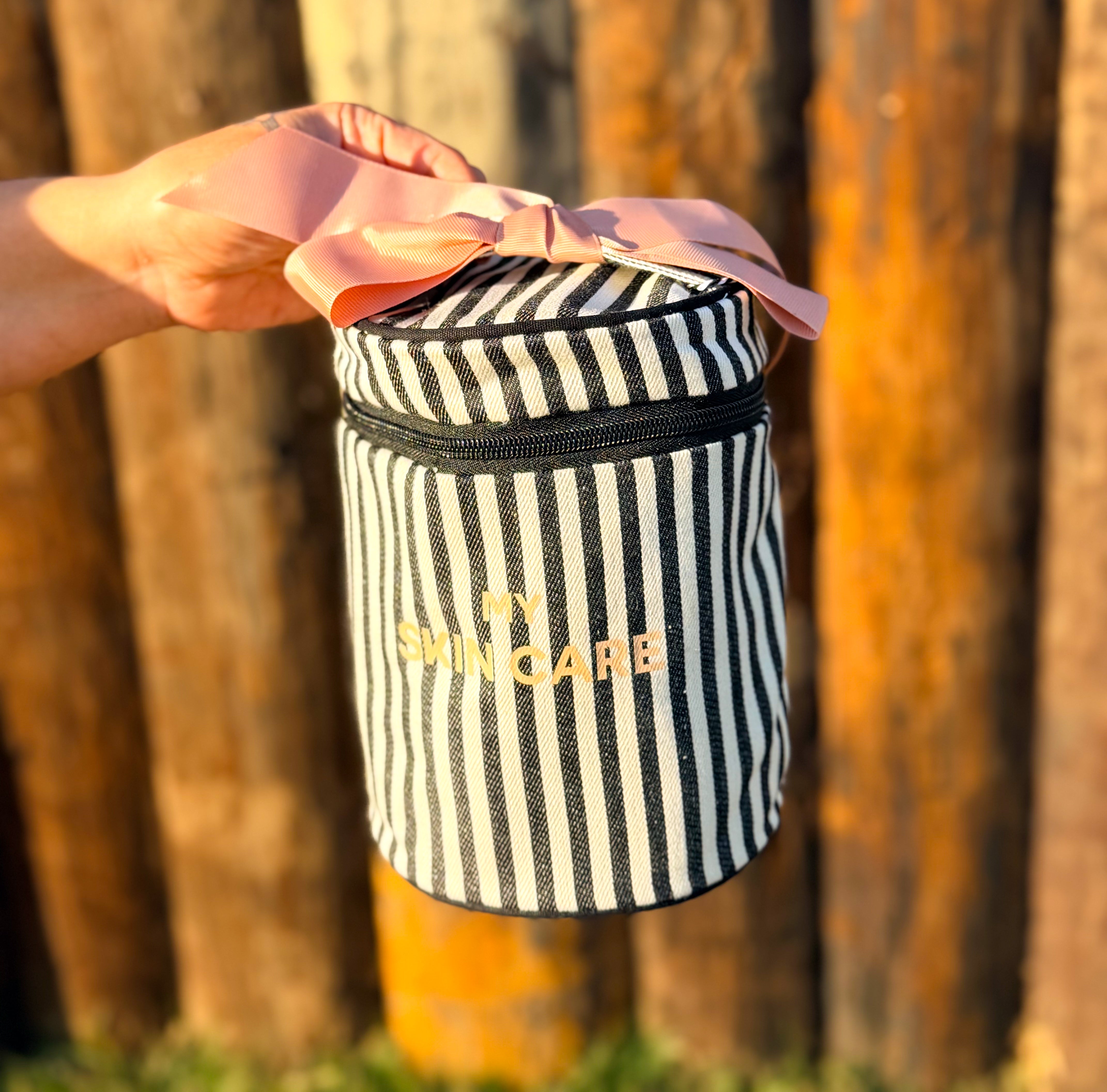 Round Striped Skin Care Case with Handle