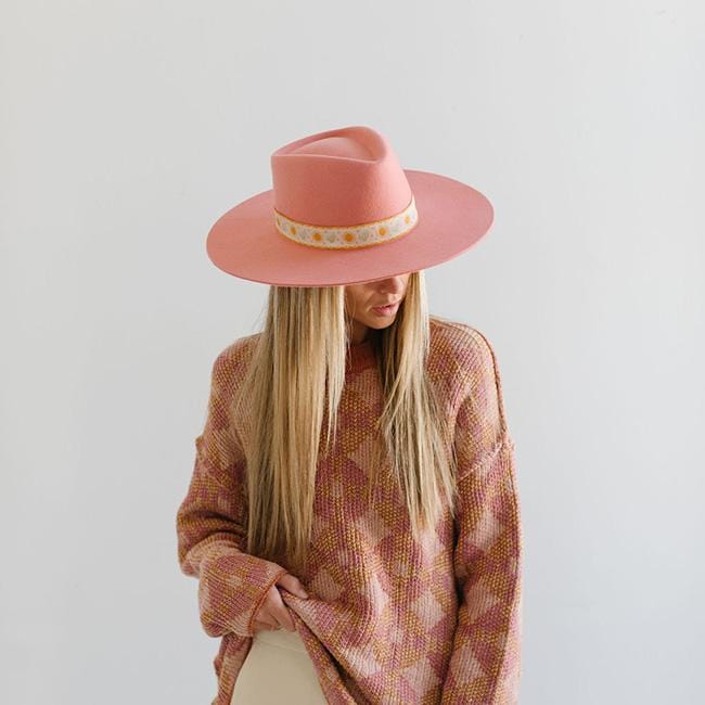 Dakota Dae Triangle Crown Hat - Pink [GIGI PIP]
