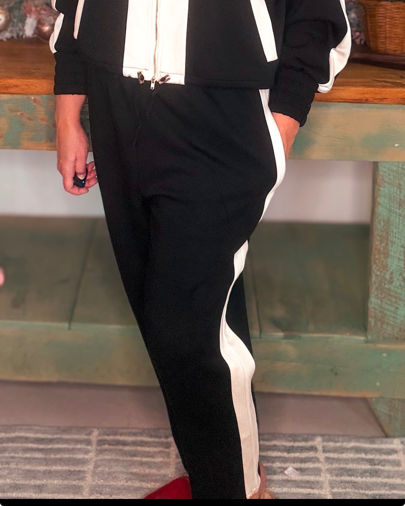 Joy Jogger – Midnight Vanilla-Emily McCarthy