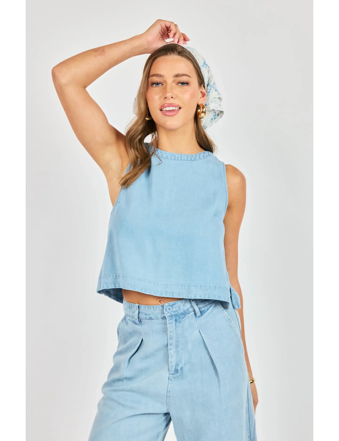 It's Pouring Sleeveless Top - Light Chambray